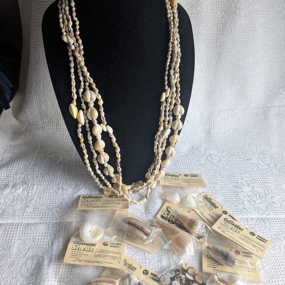 4 Shell Necklaces and 9 Craft Shell Bundles - Picture 1 of 10